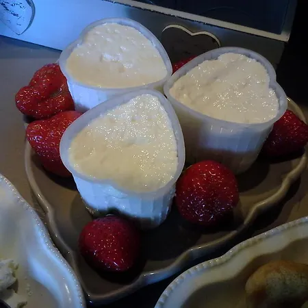 Alojamento de Acomodação e Pequeno-almoço Teodorico Re *